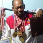 Razak Bajau Mantan Atlet Dayung Persembahkan 36 Medali Emas Miskin  Penghargaan